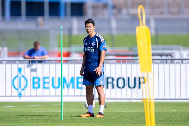 September 15, 2026, Soccer, FC Schalke 04 practice, Hee-chan Hwang, FC Schalke 04, Gelsenkirchen, FC Schalke 04 training facility, North Rhine-Westphalia, Germany, xRHR, PHOTO YYx Copyright: RHR-FOTOx RHR-FOTO YY