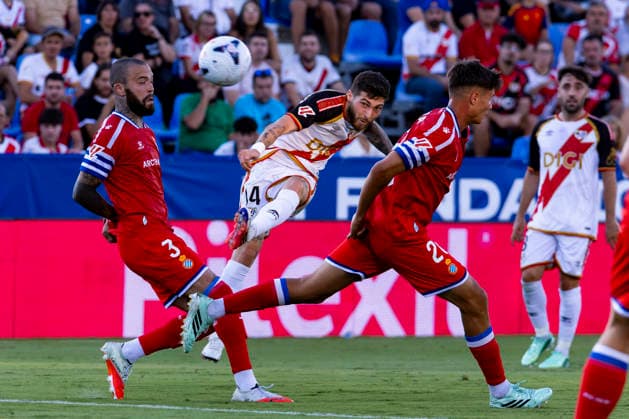Rayo Vallecano vs. Espanyol, La Liga EA Sports 2026, September 15, 2026, Butarque Stadium, Leganés, Madrid, Spain Heorhii Tsitaishvili of Rayo Vallecano takes a shot on goal while being defended by Quilindschy Hartman and Rafael Bauza during a La Liga EA Sports match between Rayo Vallecano and Espanyol at Estadio Butarque on September 15, 2026, in Leganés, Madrid, Spain Leganés Estadio Butarque Madrid Spain Copyright: xAlejandroxMatiasxAcostax
