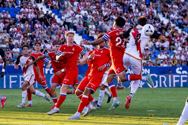 Rayo Vallecano vs. Espanyol, La Liga EA Sports 2026, September 15, 2026, Estadio Butarque, Leganés, Madrid, Spain Andrei Ratiu of Rayo Vallecano and Omar El Hilali of Espanyol battle for the ball in the air during a La Liga EA Sports match between Rayo Vallecano and Espanyol at Estadio Butarque on September 15, 2026, in Leganés, Madrid, Spain Leganés Estadio Butarque Madrid Spain Copyright: xAlejandroxMatiasxAcostax