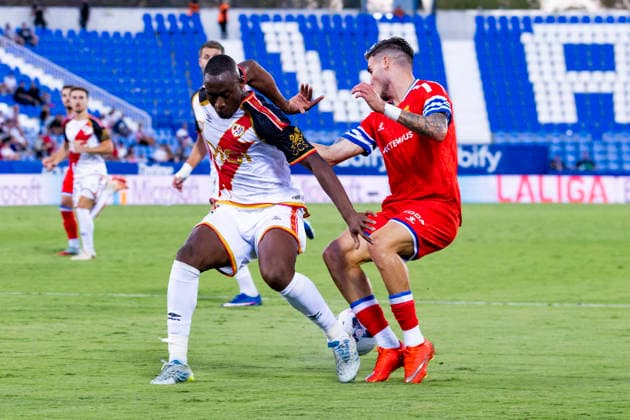 Rayo Vallecano vs. Espanyol, La Liga EA Sports 2026, September 15, 2026, Estadio Butarque, Leganés, Madrid, Spain Roberto Fernandez of Espanyol scores a goal during the La Liga EA Sports match between Rayo Vallecano and Espanyol at Estadio Butarque on September 15, 2026, in Leganés, Madrid, Spain Leganés Estadio Butarque Madrid Spain Copyright: xAlejandroxMatiasxAcostax