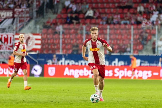 September 15, 2026, Soccer, GER, Season, 3rd Division, 2026–2027 Season, Matchday 6, SSV Jahn Regensburg vs. Fortuna Düsseldorf, Malte Karbstein, SSV Jahn Regensburg. DFL regulations prohibit any use of photographs as image sequences and or quasi-video.