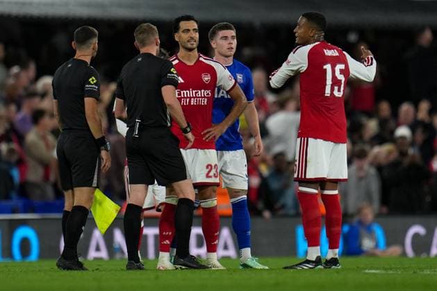 Ezri Konsa of Arsenal complains to the referee at full-time Ipswich Town v Arsenal, EFL Carabao Cup, Football, Portman Road, UK - 15 Sep 2026Ipswich Portman Road United Kingdom EDITORIAL USE ONLY No use with unauthorised audio, video, data, fixture lists, club league logos or live services. Online in-match use limited to 120 images, no video emulation. No use in betting, games or single club league player publications. Copyright: xJoexToth Shutterstockx 17152635ay