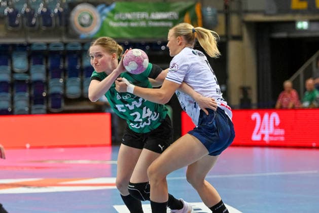 Laurentia Wolff (VfL Oldenburg), 24, in action against Kim Hinkelmann (SU Neckarsulm), 05 GER, VfL Oldenburg vs. SU Neckarsulm, ALSCO Women s Handball Bundesliga, Matchday 4, 2026–2027 Season, September 16, 2026, VfL Oldenburg vs. SU Neckarsulm, ALSCO Women’s Handball Bundesliga, Matchday 4, 2026–2027 Season, September 16, 2026, Oldenburg Copyright: xEibner-Pressefoto RobertxGertzenx EP_RGN