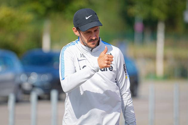 Soccer, Bundesliga, Men s, SC Freiburg Training at Europa Park Stadium, Sports, Europa Park Stadium, Julian Schuster (SC Freiburg), Coach, Freiburg, Europa Park Stadium, Baden-Württemberg, Germany Copyright: xFINLEYxMÖRCHx