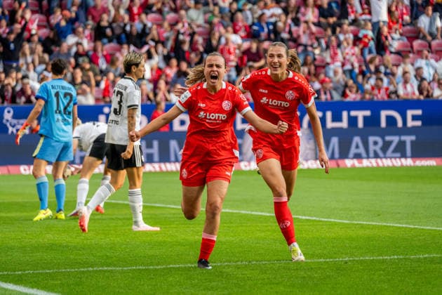 Celebration of Kara Bathmann s 1-0 goal, 1 FSV Mainz 05, 04, GER, 1 FSV Mainz 05 vs. Eintracht Frankfurt, Soccer, Google Pixel Women s Bundesliga, Matchday 5, 2026–2027 Season, September 18, 2026, DFB regulations prohibit any use of photographs as image sequences and or quasi-video, GER, 1 FSV Mainz 05 vs. Eintracht Frankfurt, Soccer, Google Pixel Women’s Bundesliga, Matchday 5, 2026–2027 Season, September 18, 2026, Mainz Copyright: xEibner-Pressefoto J-NxGroemlingx EP_JGG