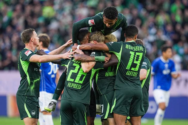 September 18, 2026, xydrx, Men s, Soccer, 2. Bundesliga, VfL Wolfsburg vs. SV Darmstadt 98, 2026–2027 season, Volkswagen Arena: Celebration after VfL Wolfsburg’s 1–0 goal scored by Alexander Bernhardsson (VfL Wolfsburg, 17), along with Sael Kumbedi (VfL Wolfsburg, 26), Yannick Gerhardt (VfL Wolfsburg, 31), and Cleiton Santana dos Santos (VfL Wolfsburg), 33. DFB regulations prohibit any use of photographs as image sequences and or quasi-video content. Copyright: HMBxMedia YannisxDreimann