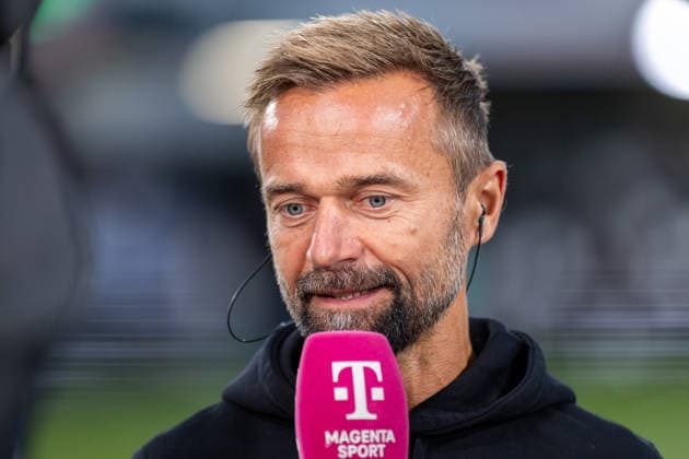 Michael Schiele, FC Würzburger Kickers, Head Coach, in an interview with Magenta Sport (GER), SC Verl vs. FC Würzburger Kickers, Soccer, 3rd Division, Matchday 7, 2026–2027 Season, September 18, 2026 DFL regulations prohibit the use of photographs as image sequences and or quasi-video GER, SC Verl vs. FC Wuerzburger Kickers, soccer, 3. Liga, Matchday 7, 2026–2027 season, September 18, 2026, Verl Copyright: xEibner-Pressefoto JanxRollingerx EP_JSK