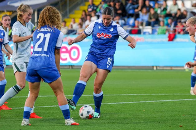 Svenja Julia Fölmli, TSG 1899 Hoffenheim, 19, on the ball, soccer, Google Pixel, Women s Bundesliga, Matchday 5, TSG 1899 Hoffenheim vs. VfL Wolfsburg on September 18, 2026, at the Dietmar Hopp Stadium in Hoffenheim, Germany; Hoffenheim, Dietmar Hopp Stadium, Germany Copyright: xFranzxReindelx