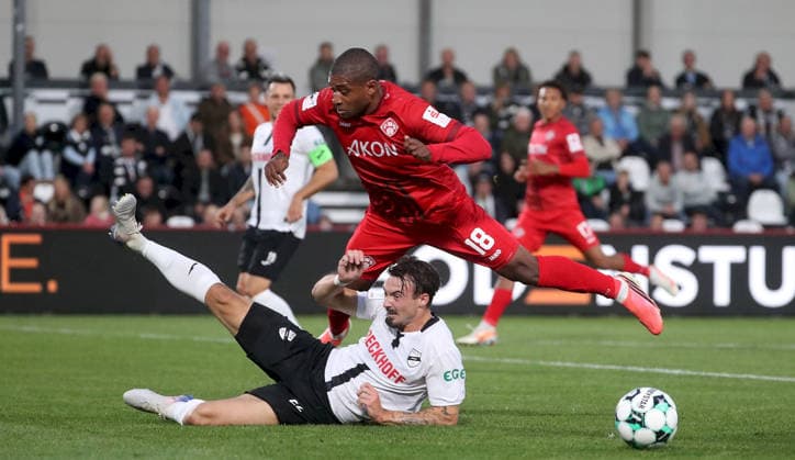 September 18, 2026, xfsx, Men s, Soccer, 2026–2027 Season, 3rd League, Matchday 7: SC Verl vs. FC Würzburger Kickers (from left: Noah Koenig, SC Verl; Franck Evina, FC Würzburger Kickers) at Verl Sportclub Arena, North Rhine-Westphalia, Germany