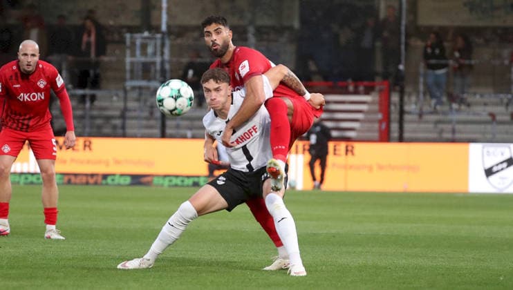 September 18, 2026, xfsx, Men s, Soccer, 2026–2027 Season, 3rd Division, Matchday 7: SC Verl vs. FC Würzburger Kickers; from left: Tim Heike (SC Verl), Ebrahim Farahnak (FC Würzburger Kickers); Verl Sportclub Arena, North Rhine-Westphalia, Germany
