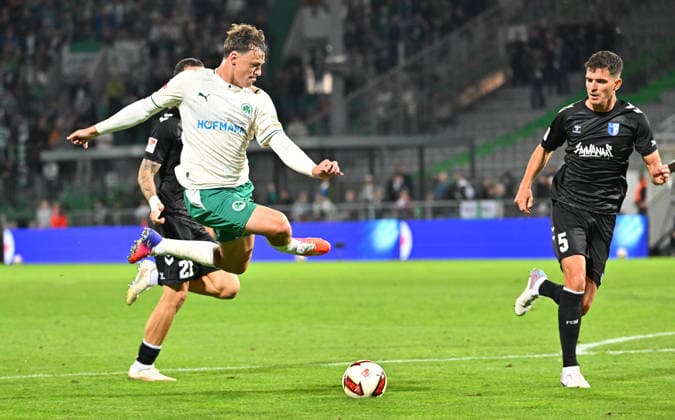 September 18, 2026 Soccer Season 2026–2027, Matchday 2, Bundesliga, SpVgg Greuther Fürth vs. Kleeblatt FC Magdeburg, FCM, Sports Photo by Zink, MeZi, xmexzix. DFL regulations prohibit any use of photographs as image sequences and or quasi-video; for editorial use only. Lukas Reich 2, SpVgg Greuther Fürth; Tobias Müller 5, FC Magdeburg, right