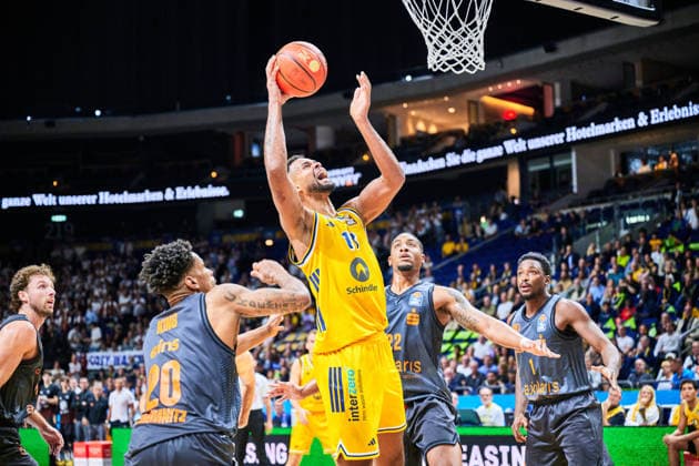 Norris Agbakoko, ALBA BERLIN, 17, URALD KING, Chemnitz 99, 20, PHLANDROUS FLEMING JR, Chemnitz 99, 01, NIGHAEL CEASER Chemnitz 99, 22, GER, ALBA Berlin vs. Chemnitz 99, Men’s Basketball, easy Credit BBL, 2026–27 Season, Matchday 1, September 18, 2026 GER, ALBA Berlin vs. Chemnitz 99, Men s Basketball, easyCredit BBL, 2026–27 Season, Matchday 1, September 18, 2026 Berlin Copyright: xClaudiusxRauch,xEibner-Pressefotox xClaudiusxRauchx EP_CRH