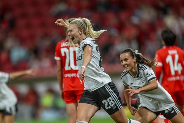 GER, Mainz, FSV Mainz 05 vs. Eintracht Frankfurt, Google Pixel Women s Bundesliga, Soccer, DFB, 2026–2027 Season, MEWA Arena, Matchday 5 in Pictures: Rebecka Blomqvist, Eintracht Frankfurt Women, 28, Goal, Celebration and Joy, Emotions, 3–2. DFB and DFL regulations prohibit any use of photographs as image sequences and or quasi-video. September 18, 2026 Copyright: HMBxMedia HendrikxHamelau