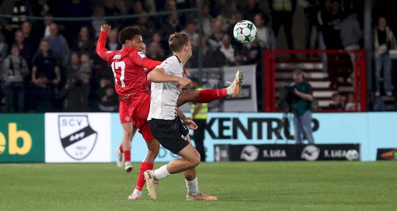 September 18, 2026, xfsx, Men s, Soccer, 2026–2027 Season, 3rd Division, Matchday 7: SC Verl vs. FC Würzburger Kickers; from left: Liam Omore (FC Würzburger Kickers), Fabian Wessig (SC Verl); Verl Sportclub Arena, North Rhine-Westphalia, Germany