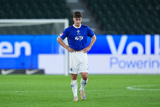 September 18, 2026, xydrx, Men s, Soccer, 2. Bundesliga, VfL Wolfsburg vs. SV Darmstadt 98, 2026–2027 season, Volkswagen Arena: Noah Weißhaupt of SV Darmstadt 98, 7, disappointed after the loss. DFB regulations prohibit any use of photographs as image sequences and or quasi-video. Copyright: HMBxMedia YannisxDreimann
