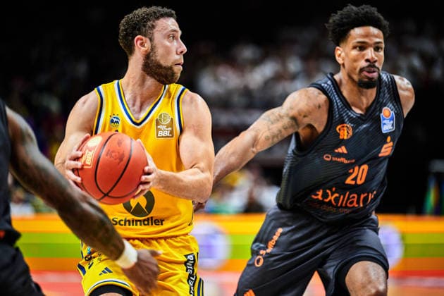 Jordan Ford, ALBA Berlin, 3; URALD KING, Chemnitz 99, 20; GER, ALBA Berlin vs. Chemnitz 99, Men s Basketball, easy Credit BBL, 2026–27 Season, Matchday 1, September 18, 2026 GER, ALBA Berlin vs. Chemnitz 99, Men s Basketball, easyCredit BBL, 2026–27 Season, Matchday 1, September 18, 2026 Berlin Copyright: xClaudiusxRauch,xEibner-Pressefotox xClaudiusxRauchx EP_CRH