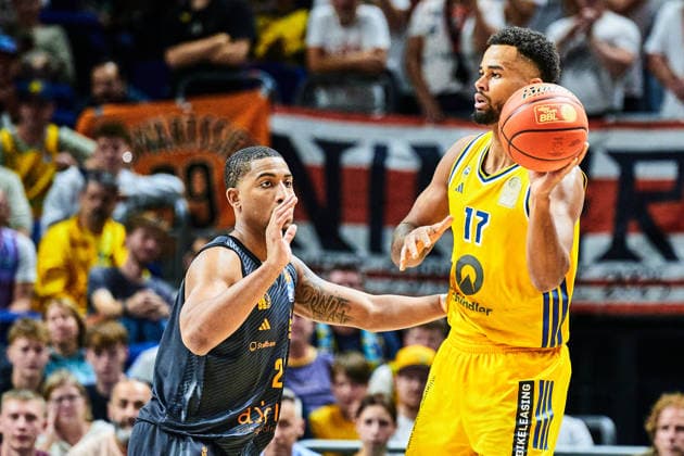 NIGHAEL CEASER, Chemnitz 99, 22, Norris Agbakoko, ALBA BERLIN, 17, GER, ALBA Berlin vs. Chemnitz 99, Men s Basketball, easy Credit BBL, 2026–27 Season, Matchday 1, September 18, 2026 GER, ALBA Berlin vs. Chemnitz 99, Men s Basketball, easyCredit BBL, 2026–27 Season, Matchday 1, September 18, 2026 Berlin Copyright: xClaudiusxRauch,xEibner-Pressefotox xClaudiusxRauchx EP_CRH