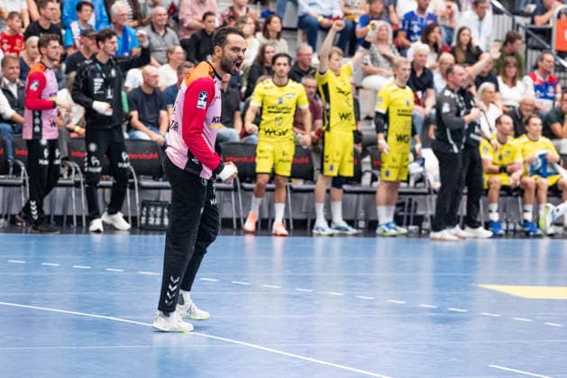 Mohamed Amine Darmoul, TVB Stuttgart, 70, goalkeeper, celebrates his own outstanding performance, HBW Balingen Weilstetten vs. TVB Stuttgart, GER, Opel 1 Handball Bundesliga, Championship, Matchday 5, 2026–2027 season, September 18, 2026, Eibner Press Photo by Andreas Ulmer, HBW Balingen Weilstetten vs. TVB Stuttgart, GER, Opel 1 Handball Bundesliga, Championship, Matchday 5, 2026–2027 season, September 18, 2026, Balingen Copyright: xEibner-Pressefoto AndreasxUlmerx EP_AUR