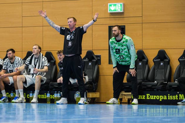 Borge Lund, THW Kiel, Coach; Andreas Wolff, THW Kiel, 33 GER; ThSV Eisenach vs. THW Kiel, 1st Opel Handball Bundesliga, Handball, Matchday 5, 2026–2027 Season, 8:00 p.m., September 18, 2026 GER, ThSV Eisenach vs. THW Kiel, 1st Opel Handball Bundesliga, Handball, Matchday 5, 2026–2027 season, 8:00 p.m., September 18, 2026, Eisenach Copyright: xMartinxHerbstx