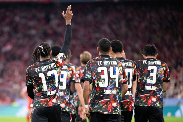 GER, Bavaria, Munich, Soccer, FC Bayern Munich vs. 1. FC Union Berlin, at the Allianz Arena, Munich, Bundesliga, Matchday 4, September 18, 2026, from left: Michael Akpovie Olise, FC Bayern Munich, 17; Ismael Saibari, FC Bayern Munich, 34; goal celebration, joy, emotions, cheering, celebration, goal scored, Celebrate, goal celebration, joy, emotions, celebration, cheering, goal scored, celebrate. DFL and DFB regulations prohibit any use of photographs as image sequences and or quasi-video, Copyright: HMB-Media MichaelxNibel