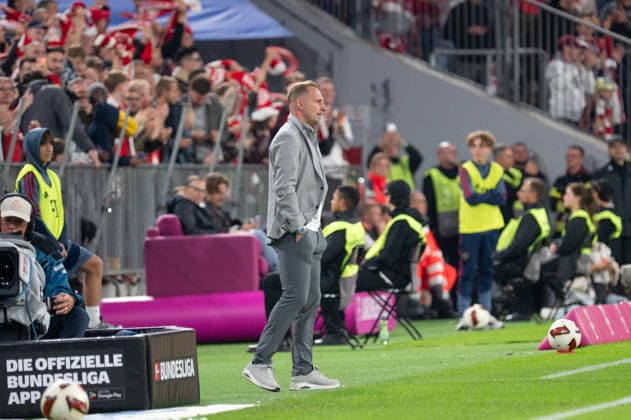 GER, Bavaria, Munich, soccer, FC Bayern Munich vs. 1. FC Union Berlin, at the Allianz Arena, Munich, Bundesliga, Matchday 4, September 18, 2026, From left: Mauro Lustrinelli of 1. FC Union Berlin, portrait, single image, cutout; taken during a goal conceded by Union Berlin. DFL and DFB regulations prohibit any use of photographs as image sequences and or quasi-video, Copyright: HMB-Media MichaelxNibel