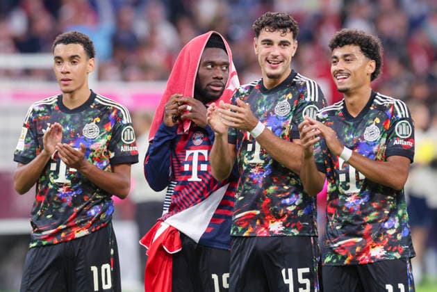Jamal Musiala of FC Bayern Munich, Alphonso Davies of FC Bayern Munich, Aleksandar Pavlovic of FC Bayern Munich, and Nathaniel Brown of FC Bayern Munich celebrate during the Bundesliga 1 match between FC Bayern Munich and 1. FC Union Berlin, at the Allianz Arena on September 18, 2026, in Munich, Germany. Photo by Marco Steinbrenner, DeFodi Images. Jamal Musiala of FC Bayern Munich, Alphonso Davies of FC Bayern Munich, Aleksandar Pavlovic of FC Bayern Munich, and Nathaniel Brown of FC Bayern Munich cheer during the Bundesliga match between FC Bayern Munich and 1. FC Union Berlin at Allianz Arena on September 18, 2026 in Munich, Germany. Photo by Marco Steinbrenner, DeFodi Images. DFB and DFL regulations prohibit any use of photographs as image sequences and or quasi-video. Photo by Marco Steinbrenner, DeFodi Images.