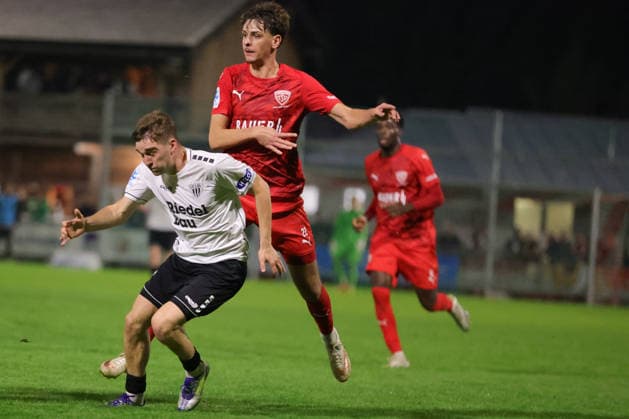September 18, 2026, Soccer, Men’s, 2026–2027 season, Bavarian Regional League, Matchday 10: TSV Buchbach vs. FC Schweinfurt 05. From left: Philipp Hack (FC Schweinfurt 05), No. 07, against Tizian Zimmermann (TSV Buchbach), No. 22. Buchbach SMR Arena, Bavaria, Germany