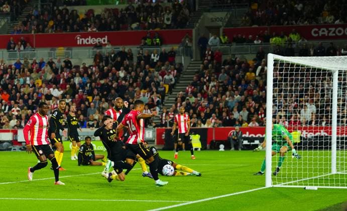 Fabio Carvalho of Brentford scores a goal to make it 3-0 Brentford v Chelsea, Premier League, Football, Gtech Community Stadium, London, UK - 18 Sep 2026London Gtech Community Stadium United Kingdom EDITORIAL USE ONLY No use with unauthorised audio, video, data, fixture lists, club league logos or live services. Online in-match use limited to 120 images, no video emulation. No use in betting, games or single club league player publications. Copyright: xJavierxGarcia Shutterstockx 17157487at