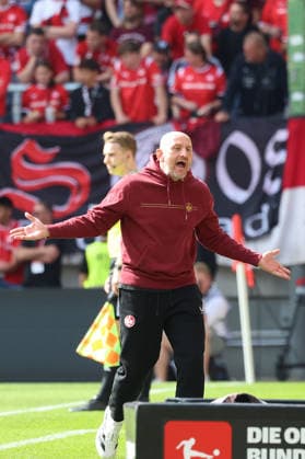 September 19, 2026, xrekx, Soccer, 2. Bundesliga, 1. FC Kaiserslautern vs. Eintracht Braunschweig; Torsten Lieberknecht, coach of 1. FC Kaiserslautern, looks disappointed, looks disappointed, dejected, disappointed DFL DFB REGULATIONS PROHIBIT ANY USE OF PHOTOGRAPHS AS IMAGE SEQUENCES AND OR QUASI-VIDEO Kaiserslautern
