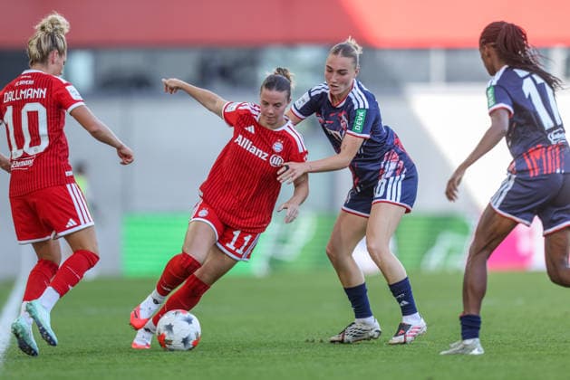 GER, Munich, FC Bayern Munich vs. FC Cologne, Google Pixel Women s Bundesliga, Soccer, DFB, 2026–2027 Season, FC Bayern Campus, Matchday 5 in Pictures (from left): Sarah Mattner, FC Bayern Munich Women s Team 11, Sophie Nachtigall, FC Cologne Women’s 30. DFB and DFL regulations prohibit any use of photographs as image sequences and or quasi-video. September 19, 2026 Copyright: HMBxMedia HendrikxHamelau