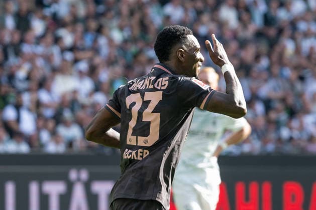 Sheraldo Becker of 1. FSV Mainz 05, 23, celebrates his goal to make it 2–1 in the match between Borussia Mönchengladbach and 1. FSV Mainz 05, soccer, Bundesliga, Matchday 4, 2026–2027 season, September 19, 2026 DFL DFB regulations prohibit any use of photographs as image sequences and or quasi-video Borussia Mönchengladbach vs. 1 FSV Mainz 05, soccer, Bundesliga 1, Matchday 4, 2026–2027 season, September 19, 2026, Mönchengladbach Copyright: xEibner-Pressefoto ThomasxHaeslerx EP_THR