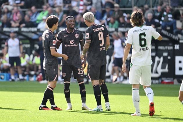 Celebration 1 2, from left: Jae-sung Lee (Mainz 05), Sheraldo Becker (Mainz 05), Phillip Tietz (Mainz 05), September 19, 2026, Soccer, Bundesliga 1, 2026–2027 season, Matchday 4, Borussia Mönchengladbach vs. FSV Mainz 05. DFL regulations prohibit any use of photographs as image sequences and or quasi-video. Mönchengladbach, Borussia Park, North Rhine-Westphalia, Germany Team2