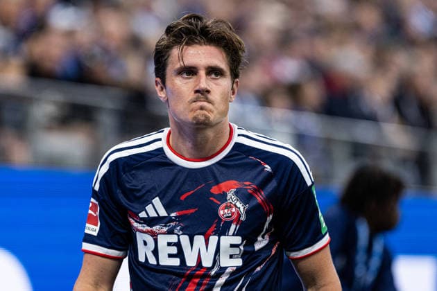 1 German Bundesliga: Hamburger SV 1, FC Köln 1, September 19, 2026. Alessio Castro Montes (FC Köln, 17) leaves the field looking sad. 1 German Bundesliga, Matchday 4: Hamburger SV 1, FC Köln, Volksparkstadion, Hamburg, September 19, 2026 DFL regulations prohibit any use of photographs as image sequences and or quasi-video Copyright: xBEAUTIFULxSPORTS Buriakovx