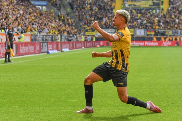 Lukas Scepanik of Alemannia Aachen, 7, celebrates his goal to make it 1–0; celebration, goal celebration, scoring a goal, celebrating the goal, goal, celebration, celebrating the goal, optimistic, action, 09 19 2026, Aachen, Germany, soccer, 3rd League, TSV Alemannia Aachen vs. Fortuna Düsseldorf, soccer, 3rd League, TSV Alemannia Aachen vs. Fortuna Düsseldorf, DFB and DFL regulations prohibit any use of photographs as image sequences and or quasi-video xmhx