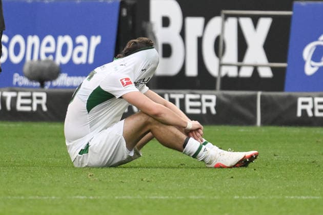 Lukas Ullrich, Borussia Mönchengladbach, after the final whistle on September 19, 2026; Soccer, Bundesliga 1, 2026–2027 season, Matchday 4, Borussia Mönchengladbach 1 FSV Mainz 05. DFL regulations prohibit any use of photographs as image sequences and or quasi-video. Mönchengladbach, Borussia Park, North Rhine-Westphalia, Germany Team2