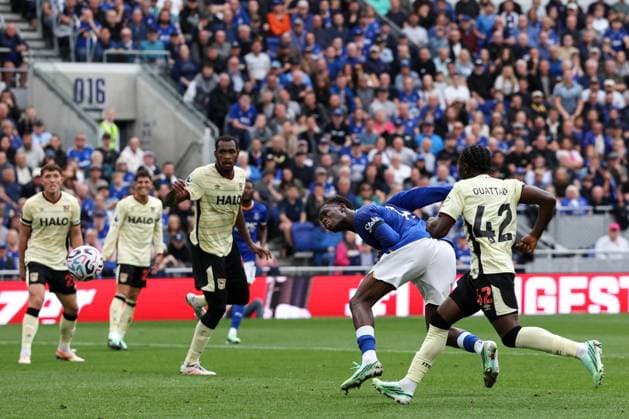 Everton s Thierno Barry heads at goal Everton v Ipswich Town, Premier League, Football, Hill Dickinson Stadium, Liverpool, UK - 19 Sep 2026Liverpool Hill Dickinson Stadium United Kingdom EDITORIAL USE ONLY No use with unauthorised audio, video, data, fixture lists, club league logos or live services. Online in-match use limited to 120 images, no video emulation. No use in betting, games or single club league player publications. Copyright: xAlexxDodd Shutterstockx 17158691aq
