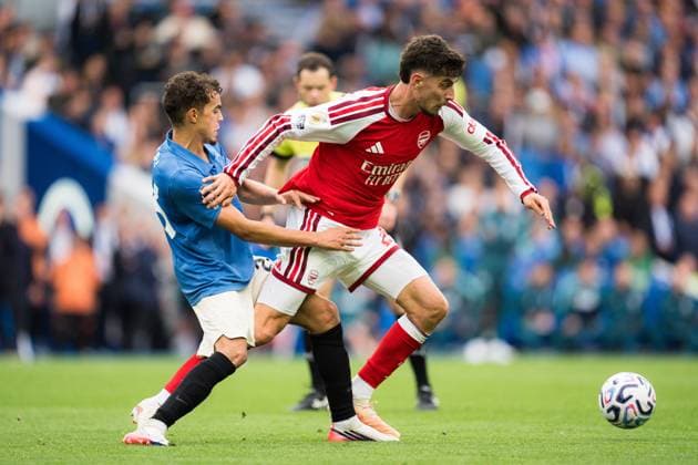 Kai Havertz of Arsenal gets away from Yasin Ayari of Brighton and Hove Albion Brighton and Hove Albion v Arsenal, Premier League, Football, American Express Stadium, Brighton, UK - 19 Sep 2026Brighton American Express Stadium United Kingdom EDITORIAL USE ONLY No use with unauthorised audio, video, data, fixture lists, club league logos or live services. Online in-match use limited to 120 images, no video emulation. No use in betting, games or single club league player publications. Copyright: xWiredxPhotos Shutterstockx 17158693es
