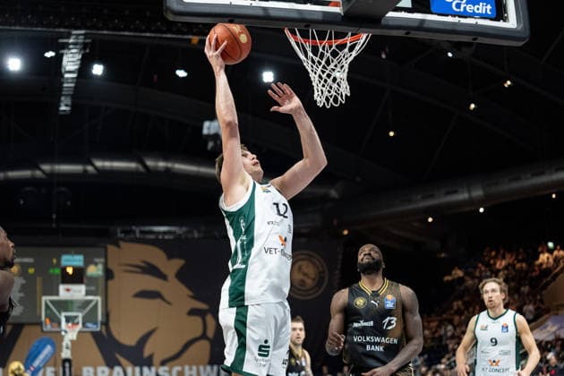 Marten Linssen 12 of the VET CONCEPT Gladiators Trier at the basket (GER), Basketball: Löwen Braunschweig vs. VET CONCEPT Gladiators Trier, Basketball, easyCredit BBL, Week 1, 2026–27 Season, September 19, 2026, GER, Basketball: Löwen Braunschweig vs. VET CONCEPT Gladiators Trier, Basketball, easyCredit BBL, Week 1, 2026–27 season, September 19, 2026, Braunschweig Copyright: xEibner-Pressefoto DanielxREINELTx EP_DRT