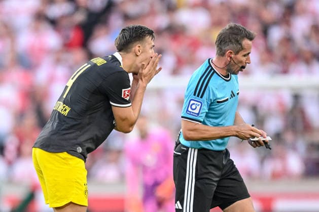 Nico Schlotterbeck of Borussia Dortmund gestures during the Bundesliga match between VfB Stuttgart and Borussia Dortmund, at the MHPArena on September 19, 2026, in Stuttgart, Germany. Photo by Harry Langer, DeFodi Images. Nico Schlotterbeck of Borussia Dortmund gestures during the Bundesliga match between VfB Stuttgart and Borussia Dortmund at the MHPArena on September 19, 2026, in Stuttgart, Germany. Photo by Harry Langer, DeFodi Images. DFB and DFL regulations prohibit any use of photographs as image sequences and or quasi-video. Photo by Harry Langer, DeFodi Images. DFB and DFL regulations prohibit any use of photographs as imSEQUENCES AND OR QUASI-VIDEO