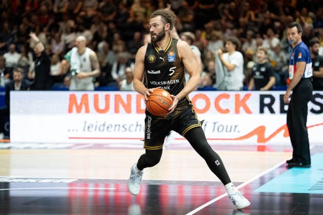 Devin Askew No. 5, Basketball, Löwen Braunschweig (GER), Löwen Braunschweig vs. VET CONCEPT Gladiators Trier, Basketball, easyCredit BBL, Week 1, 2026–27 Season, September 19, 2026 GER, Basketball: Löwen Braunschweig vs. VET CONCEPT Gladiators Trier, Basketball, easyCredit BBL, Week 1, 2026–27 season, September 19, 2026 Braunschweig Copyright: xEibner-Pressefoto DanielxREINELTx EP_DRT