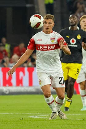 Grischa Prömel, Promel VfB Stuttgart, 21 on the Ball, Germany, Soccer, Bundesliga 1, Matchday 4, 2026–2027, VfB Stuttgart vs. Borussia Dortmund, September 19, 2026, Stuttgart MHP Arena, Germany Copyright: xGrantxHubbsx
