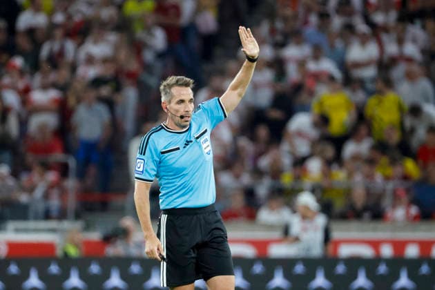 Referee Tobias Stieler, Germany, Soccer, Bundesliga 1, Matchday 4, 2026–2027, VfB Stuttgart vs. Borussia Dortmund, September 19, 2026, Stuttgart MHP Arena, Germany Copyright: xGrantxHubbsx