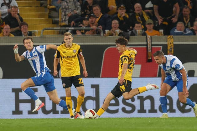 September 19, 2026, xtgx, Soccer 2. Bundesliga, SG Dynamo Dresden vs. Hertha BSC Berlin, from left: Patrice Covic (Dresden), 24 scores a goal, shoots, goal scorer, scores a goal, goal, scores the goal 1–0 DFL DFB REGULATIONS PROHIBIT ANY USE OF PHOTOGRAPHS as IMAGE SEQUENCES and or QUASI-VIDEO Dresden
