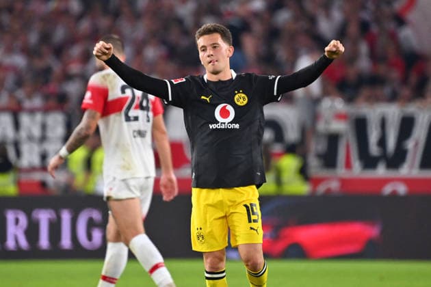 Konstantinos KARETSAS Celebrating a Goal, Borussia Dortmund: Celebration, Joy, Excitement, Action, Single Frame, Cropped Single Subject, Half-Figure, Soccer, 1. Bundesliga, 2026–2027 Season, Matchday 4, Matchday 04, VfB Stuttgart vs. Borussia Dortmund 0–1 on September 19, 2026, MHP ARENA
