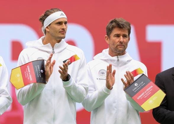 Team Germany: Alexander Zveren, Michael Kohlmann, Davis Cup Captain, Davis Cup: Germany vs. Croatia, Heristo Arena, Halle West, Germany; Tennis Davis Cup 20026, Heristo Arena, Halle West, North Rhine-Westphalia, Germany, September 19, 2026 Copyright: xJuergenxHasenkopfx