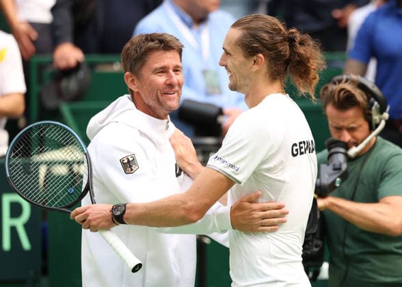 Team Germany, Alexander Zverev, Davis Cup: Germany vs. Croatia, Heristo Arena, Halle, Westphalia, Germany, Michael Kohlmann, Davis Cup Captain, Tennis, Davis Cup 2026, Heristo Arena, Halle, North Rhine-Westphalia, Germany, September 20, 2026 Copyright: xJuergenxHasenkopfx
