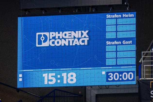 Scoreboard showing the score of 15–18 at halftime: GER, TBV Lemgo Lippe vs. HC Erlangen, Handball, 1st Bundesliga, Matchday 5, 2026–2027 season, September 20, 2026, GER, TBV Lemgo Lippe vs. HC Erlangen, Handball, 1st Bundesliga, Matchday 5, 2026–2027 season, September 20, 2026, Lemgo Copyright: xEibner-Pressefoto JanxRollingerx EP_JSK