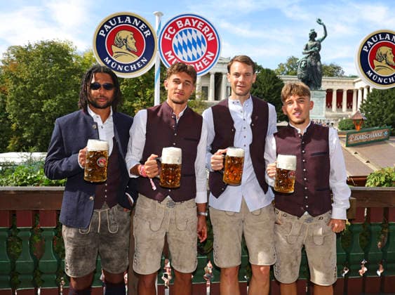 September 20, 2026, Soccer, Bundesliga 1, 2026–2027, FC Bayern Munich, The team at Oktoberfest at the Käfer Schänke. Group photo, from left: Serge Gnabry (FC Bayern Munich), Tom Bischof (FC Bayern Munich), goalkeeper Manuel Neuer (FC Bayern Munich), Lennart Karl (FC Bayern Munich)