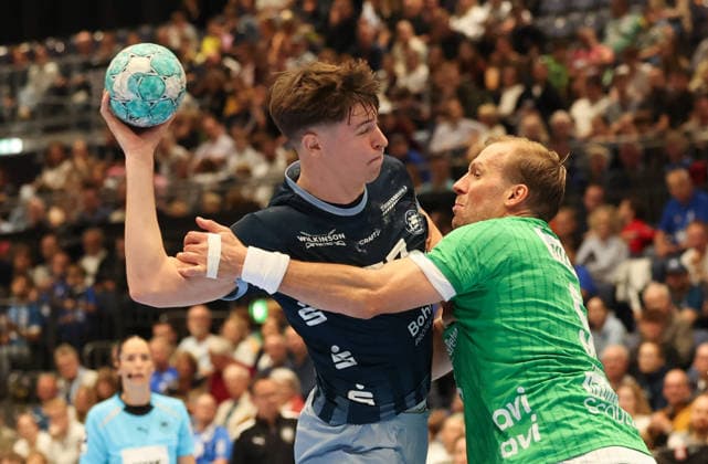 v l Sören Steinhaus Bergischer HC 53, Max Darj Füchse Berlin 05 GER, Bergischer HC vs. Füchse Berlin, Handball, Opel Handball Bundesliga, Matchday 5, 2026–2027 season, September 20, 2026 GER, Bergischer HC vs. Füchse Berlin, Handball, Opel Handball Bundesliga, Matchday 5, 2026–2027 season, September 20, 2026 Düsseldorf Copyright: xEibner-Pressefoto ThomasxStoeckex EP_TSR