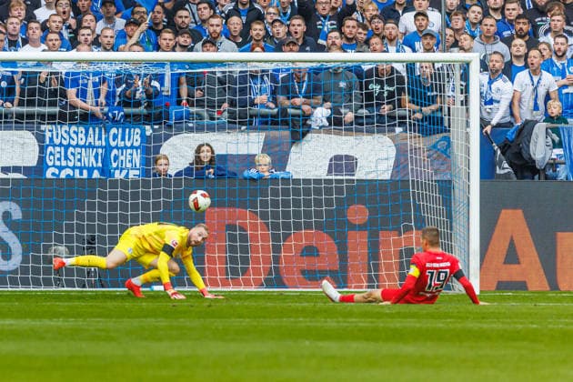 Goalkeeper Nicolas Kristof of SV 07 Elversberg in action, on the ball, making a solo play during the Bundesliga 1 match between FC Schalke 04 and SV Elversberg, at Veltins Arena on September 20, 2026, in Gelsenkirchen, Germany. Photo by Mario Hommes, DeFodi Images. Goalkeeper Nicolas Kristof of SV 07 Elversberg controls the ball during the Bundesliga match between FC Schalke 04 and SV Elversberg at Veltins Arena on September 20, 2026 in Gelsenkirchen, Germany. Photo by Mario Hommes, DeFodi Images. DFB and DFL regulations prohibit any use of photographs as image sequences and or quasi-video. Photo by Mario Hommes, DeFodi Images